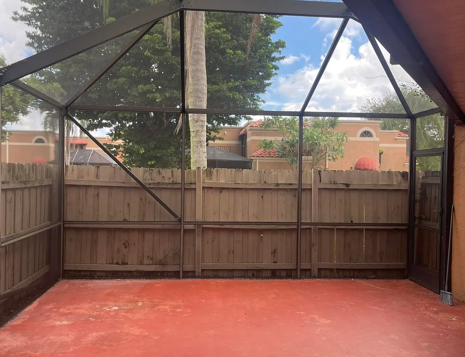 2 bed, 3.0 bath, 1325 sqft, $2,200 — Photo 4