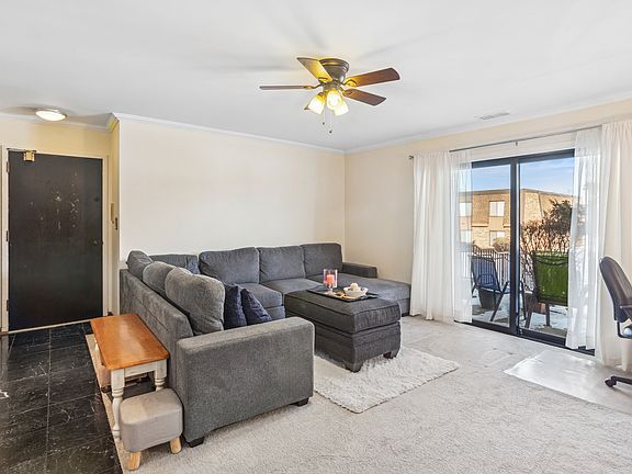 5th image of 112 Mullingar Ct APT 1C