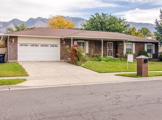 10877 S Starpine Dr, Sandy, UT 84094