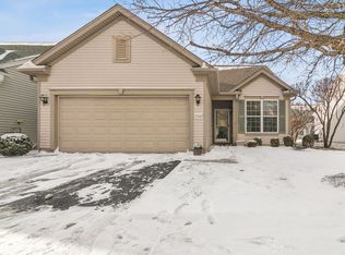 12543 Castle Rock Dr, Huntley, IL 60142