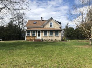 137 Fearing Hill Rd, Wareham, MA 02571