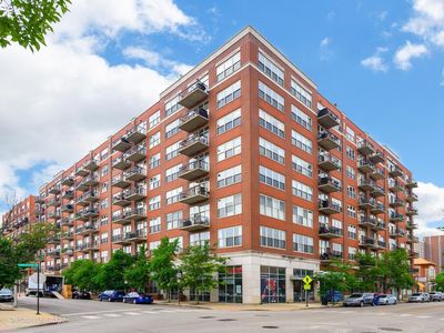 (Undisclosed Address), Chicago, IL, 60607