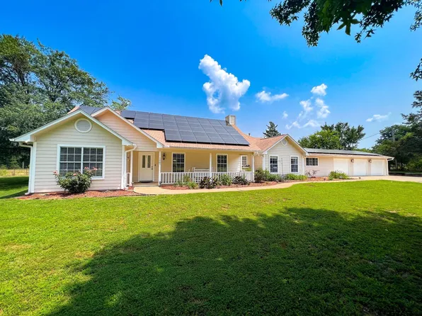 1007 NE County Road 2010, Mount Vernon, TX 75457