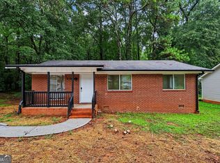 6186 Green Acres Dr SW, Covington, GA 30014