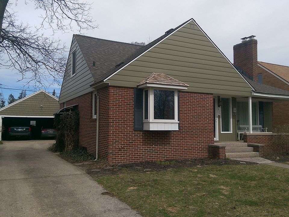 1st image of 625 Mulford Dr SE