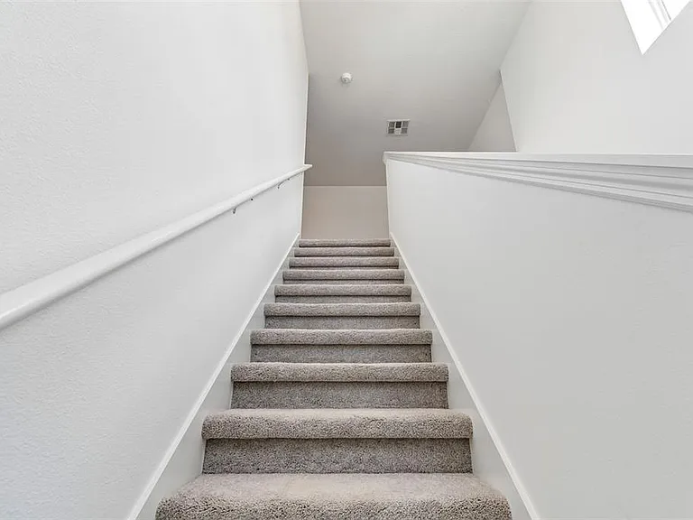 7847 Abagail Dr — Photo 10