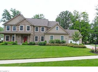 37123 Halsted Ln, Avon, OH 44011