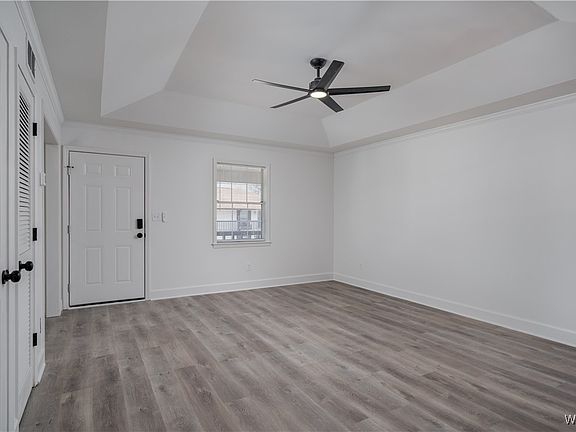 5th image of 2031 8th Ave #202
