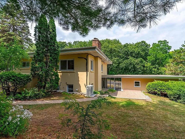 101 N Rosa Rd — Photo 35