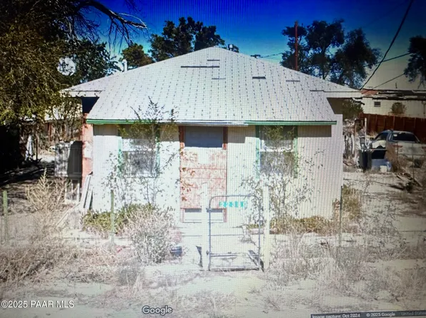 22380 W Picacho Ave, Seligman, AZ 86337