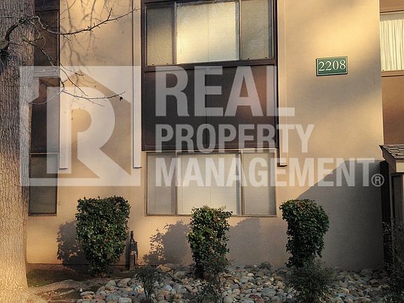 5th image of 2208 Woodside Ln Unit 2