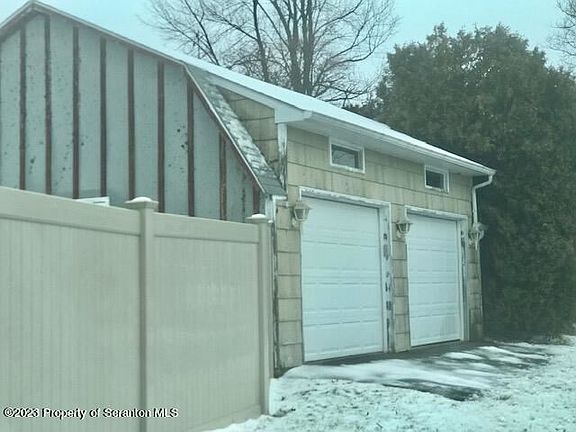 3rd image of 823 Railroad St #827