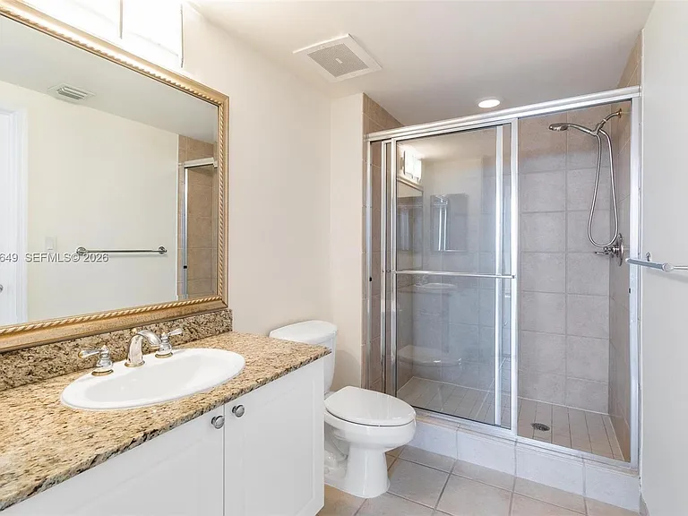 19501 W Country Club Dr #1009 — Photo 20