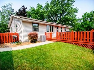 W182N8470 Bryn Mawr Ct, Menomonee Falls, WI