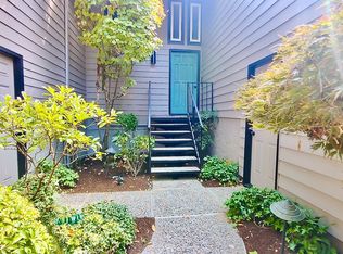 4470 Lakeview Blvd, Lake Oswego, OR 97035