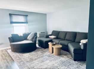 10740 39th Ave #4, Pleasant Prairie, WI 53158