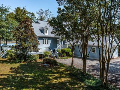247 Brightwaters Dr, White Stone, VA, 22578