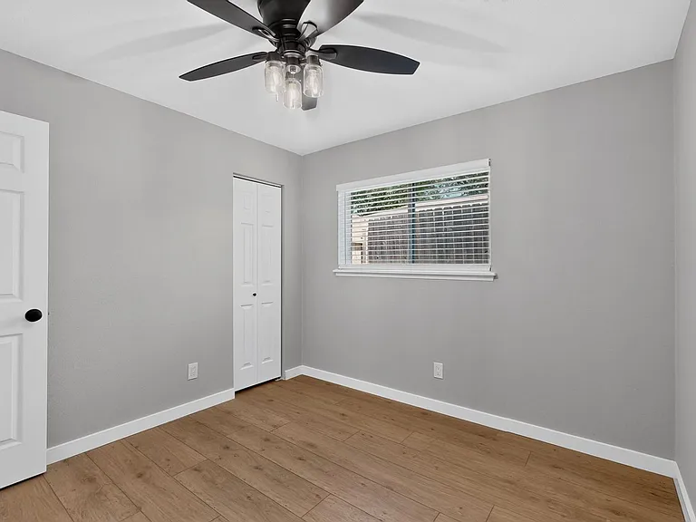 1004 Cross Bend Rd — Photo 33