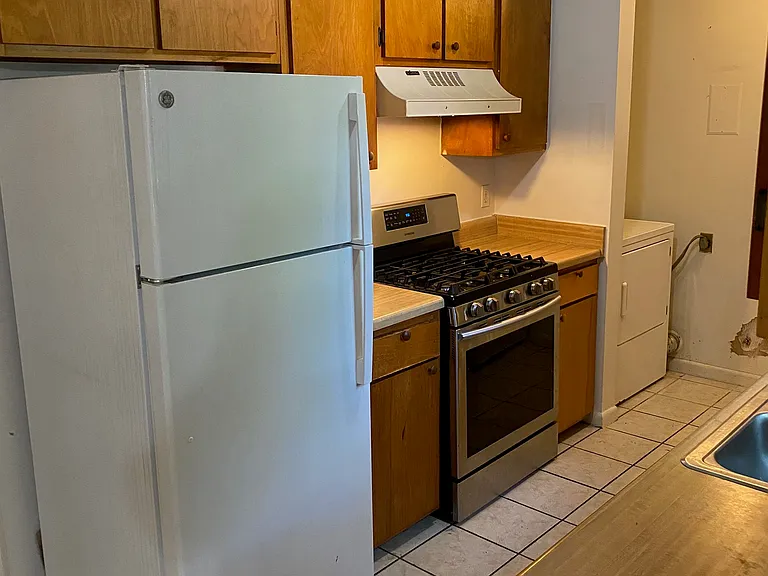 604 W Garrard Rd #B — Photo 7