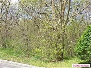 1st image of 1301 Woodbriar Ln