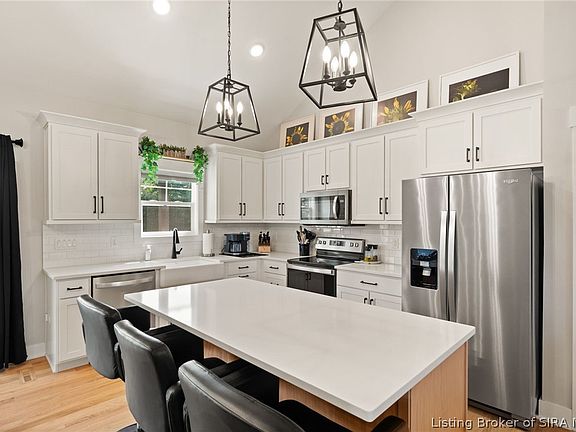 4th image of 6019 Rising Fawn Court