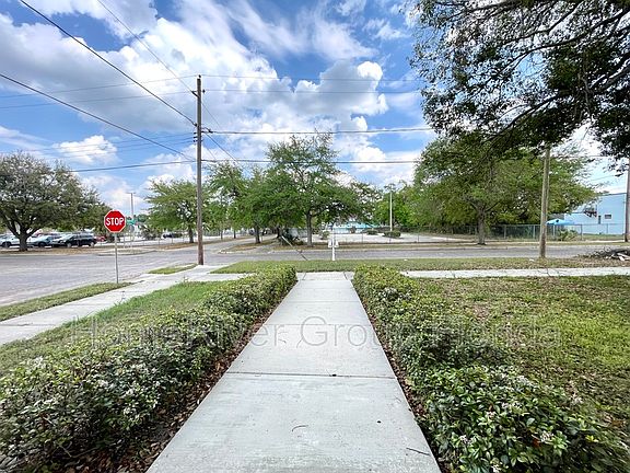 3rd image of 2610 N Highland Ave #B