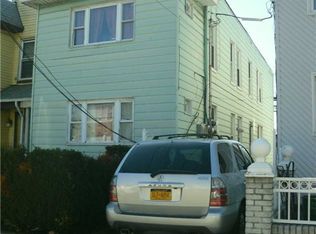 8822 132nd St, Richmond Hill, NY 11418