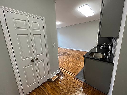 4th image of 8020 Broadway APT 5L