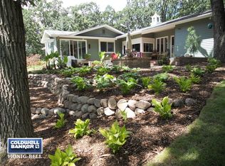 2020 Thompson Rd, Bull Valley, IL 60097