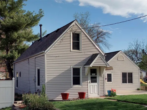 1017 Geil Ave, Des Moines, IA 50315