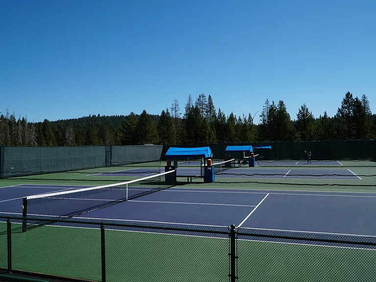 Tahoe Donner tennis courts