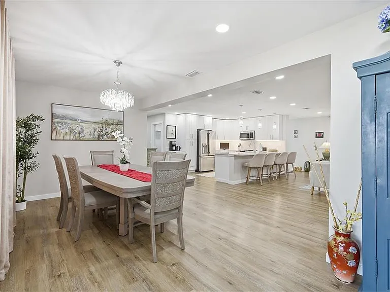 5247 Carmilfra Dr — Photo 13