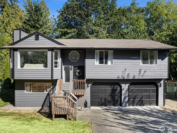 7594 Falcon Place NE, Bremerton, WA 98311