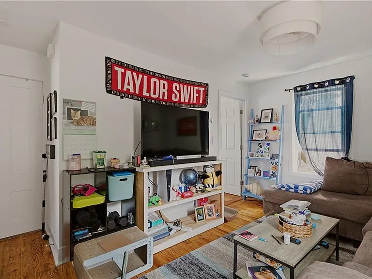 13 Hall Ave #B — Photo 3