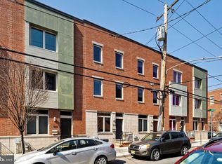 932 S 8th St, Philadelphia, PA 19147