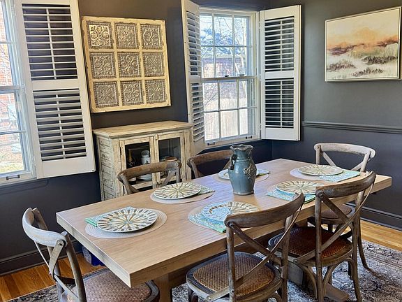 4th image of 240 Avon Rd