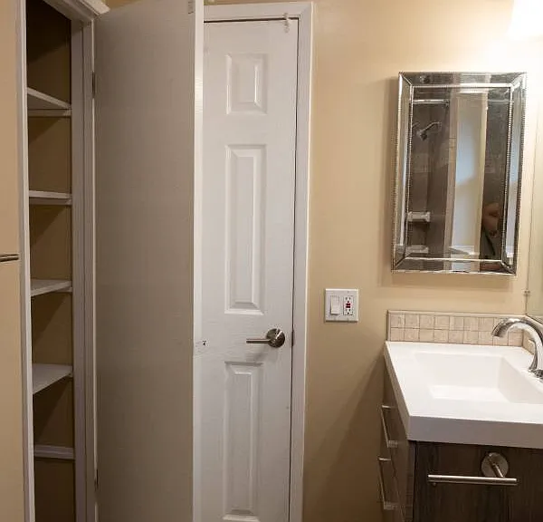 2525 Sir Francis Drake Blvd — Photo 5