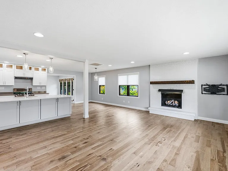 71 Forest Ave — Photo 15