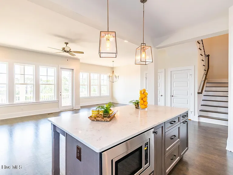 8012 Cotton Rose Ct — Photo 3