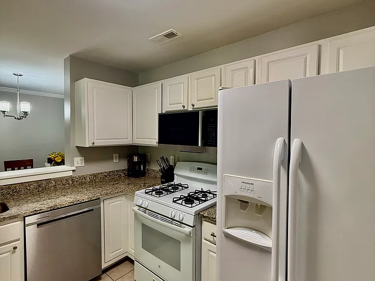 18825 Sparkling Water Dr — Photo 15