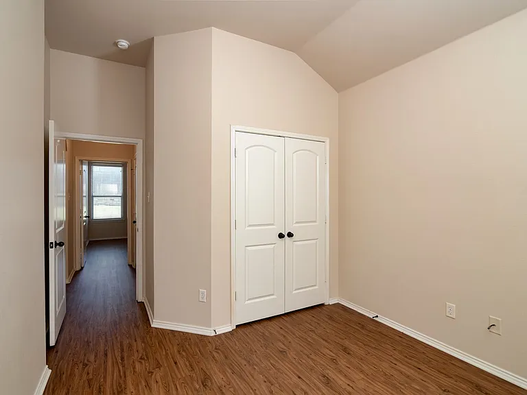 366 Schirra Ct — Photo 16
