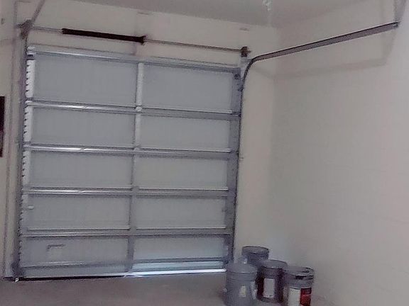 3rd image of 1053 Blue Jay Way