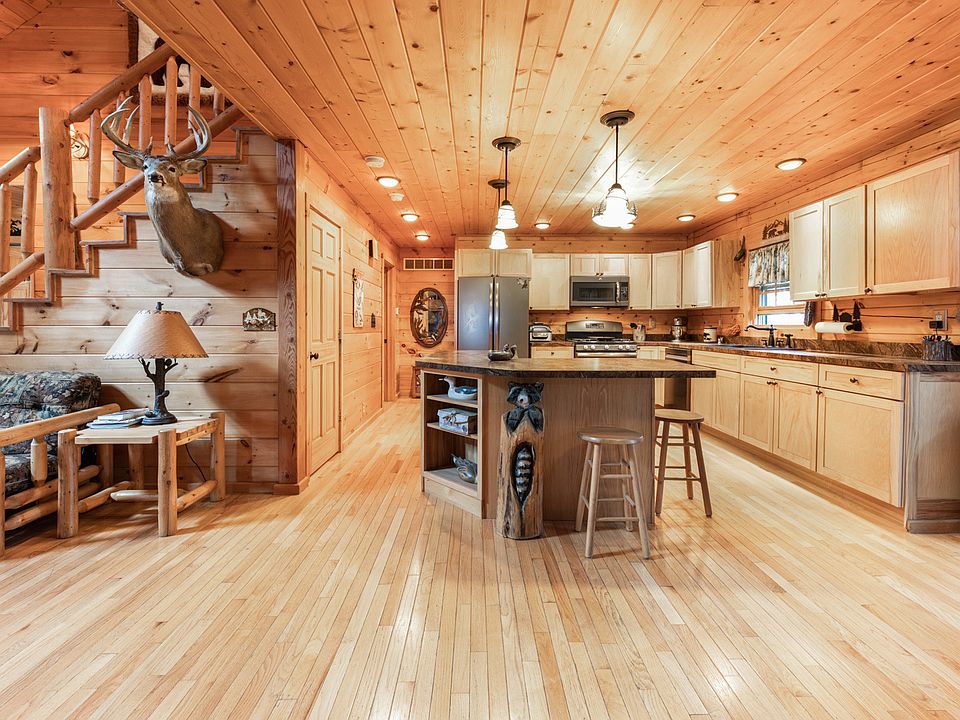 104791575 North St, IL 61379 Zillow