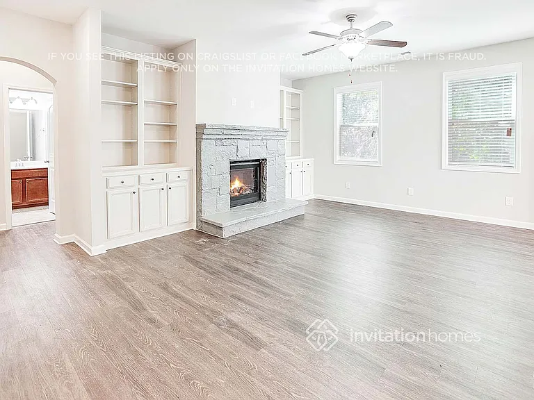 490 Lanier Ct — Photo 12