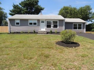 111 Lafayette St, Swansea, MA 02777