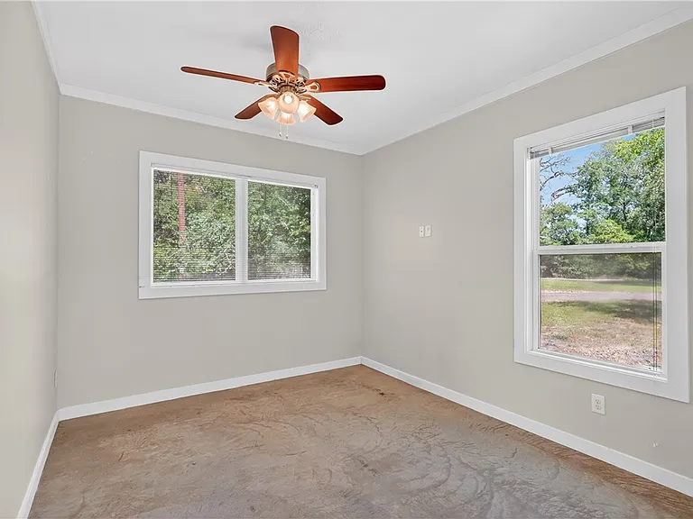 5448 Raymond Stotzer Pkwy — Photo 8