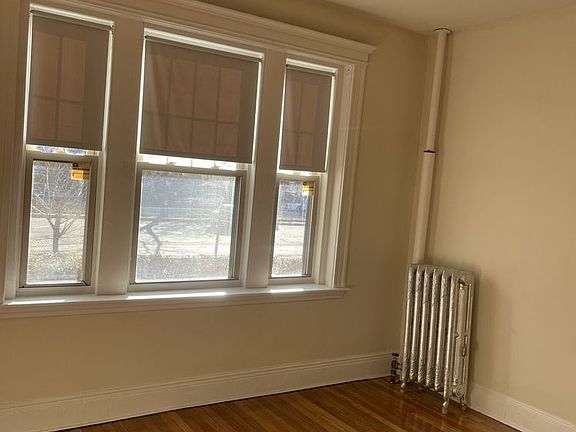 5th image of 1786-1790 Beacon St #1