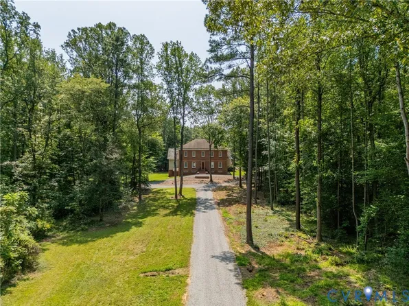 13173 Scotchtown Rd, Beaverdam, VA 23015