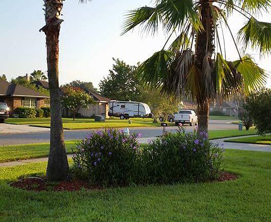3rd image of 1981 Breckenridge Blvd