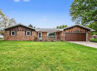 58364 Ironwood Dr, Elkhart, IN 46516